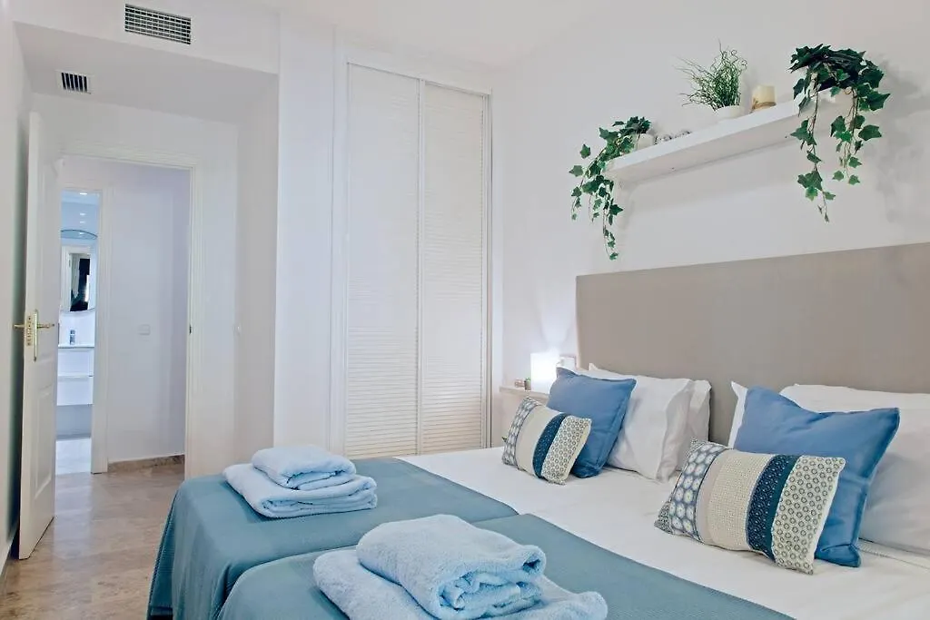 Apartment Contemporary, Luxury Living In The Best Location Marbella